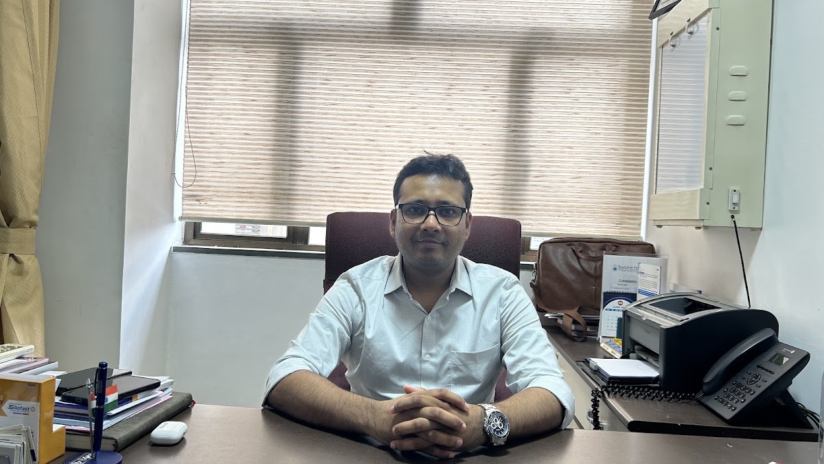 Photo of Dr. Utsav Shailesh Shah