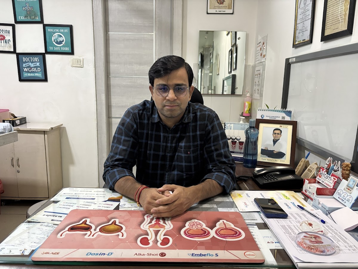 Photo of Dr. Amit Soni