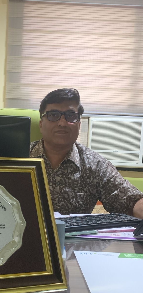 Photo of Dr. Kapil Kochhar
